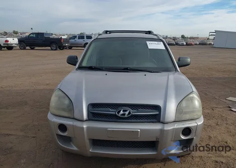 2006 Hyundai Tucson Gl z USA, uszkodzony, nr VIN KM8JM12B46U249590